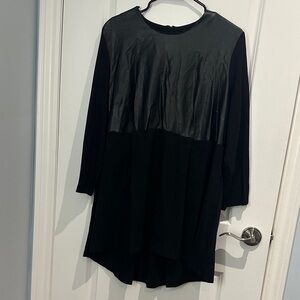 Melissa McCarthy Seven7 Black Mixed-Media Long-Sleeve Tunic